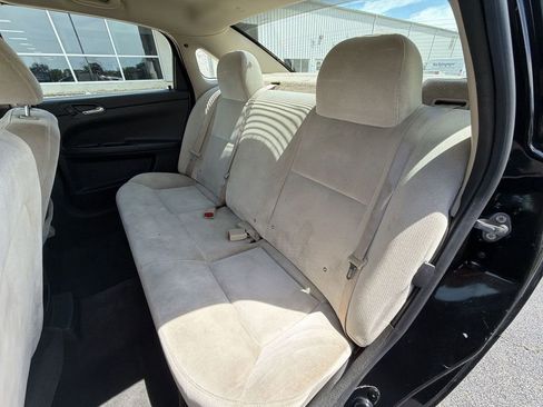 Used 2014 Chevrolet Impala Limited LS FWD image 21