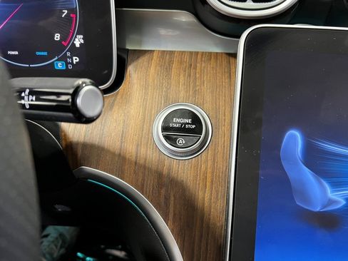 Used 2025 Mercedes-Benz C 43 AMG 4MATIC Sedan image 42