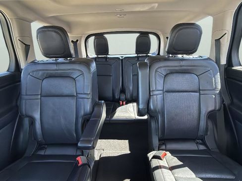 Used 2020 Lincoln Aviator Reserve w/ Equipment Group 202A image 26