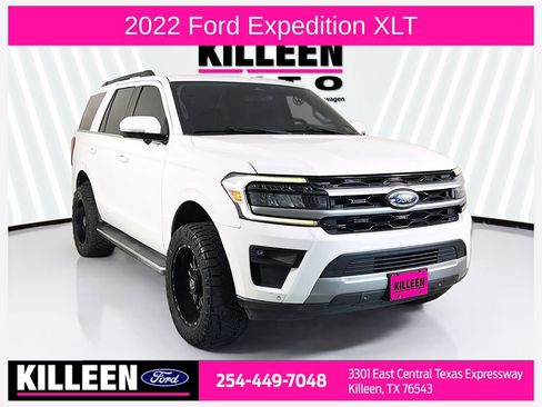 Used 2022 Ford Expedition XLT image 1