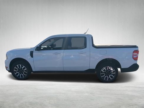 Used 2024 Ford Maverick Lariat image 6