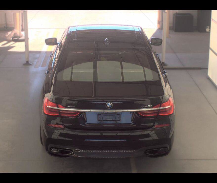 Used 2019 BMW 740i xDrive w/ M Sport Package AWD/4WD image 10
