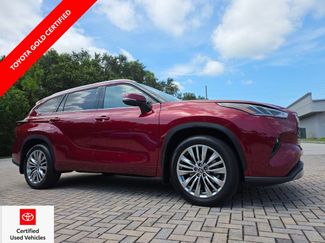 Used 2026 Toyota Highlander Platinum AWD/4WD video 1