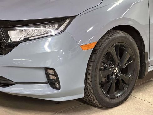 Used 2023 Honda Odyssey Sport image 10