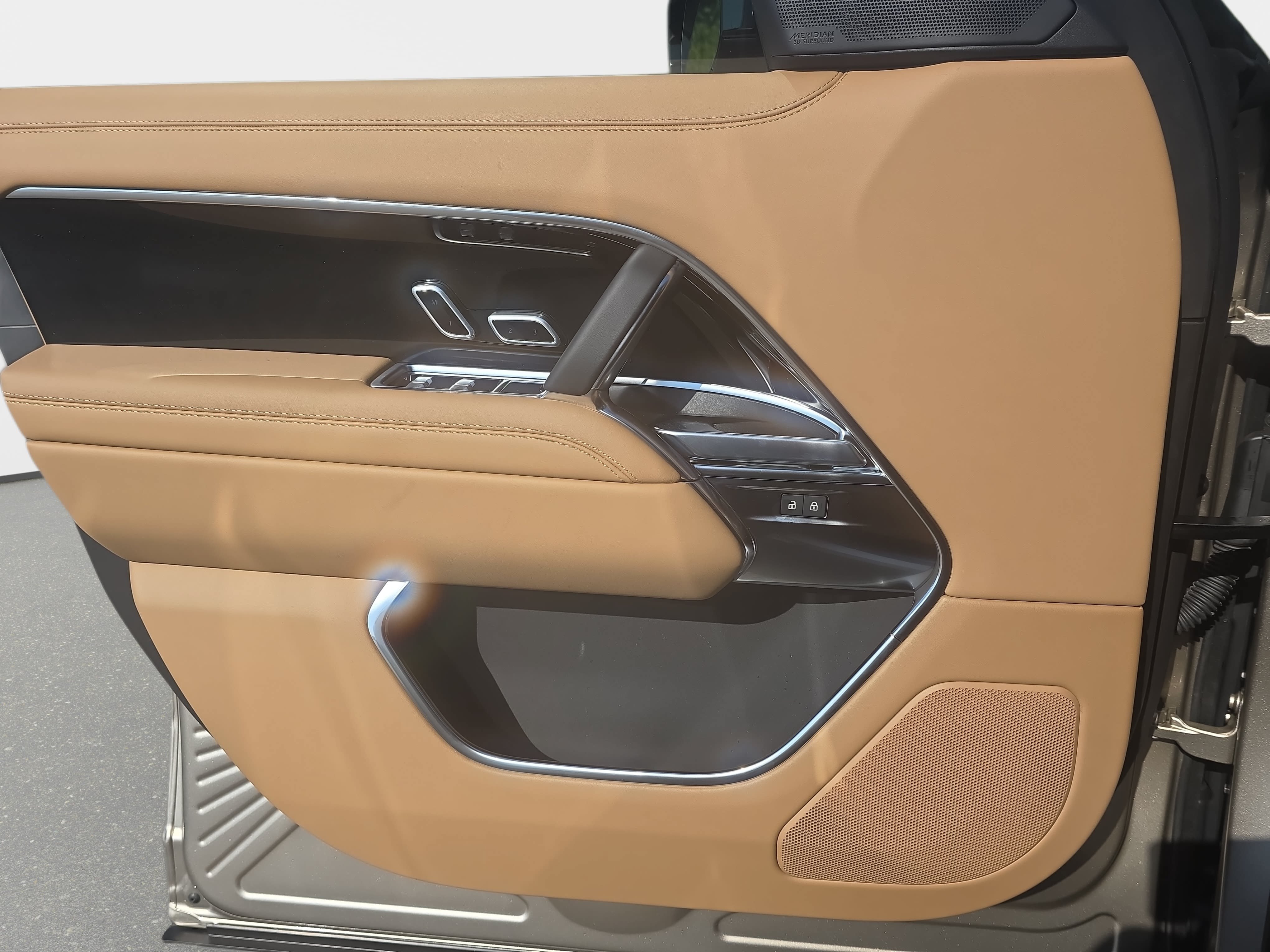 New 2026 Land Rover Range Rover SE AWD/4WD image 28