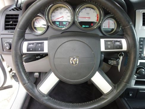 Used 2009 Dodge Charger R/T image 11