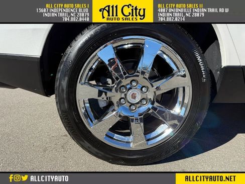 Used 2010 Cadillac SRX Premium image 31