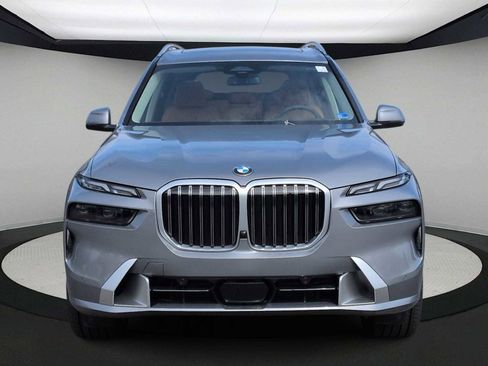 New 2026 BMW X7 xDrive40i w/ Premium Package AWD/4WD image 3