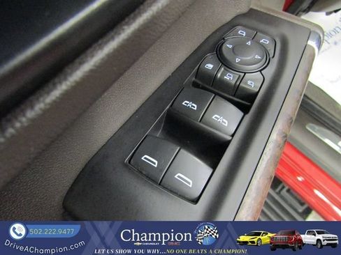 Used 2022 GMC Sierra 2500 Denali w/ Denali Ultimate Package AWD/4WD image 34