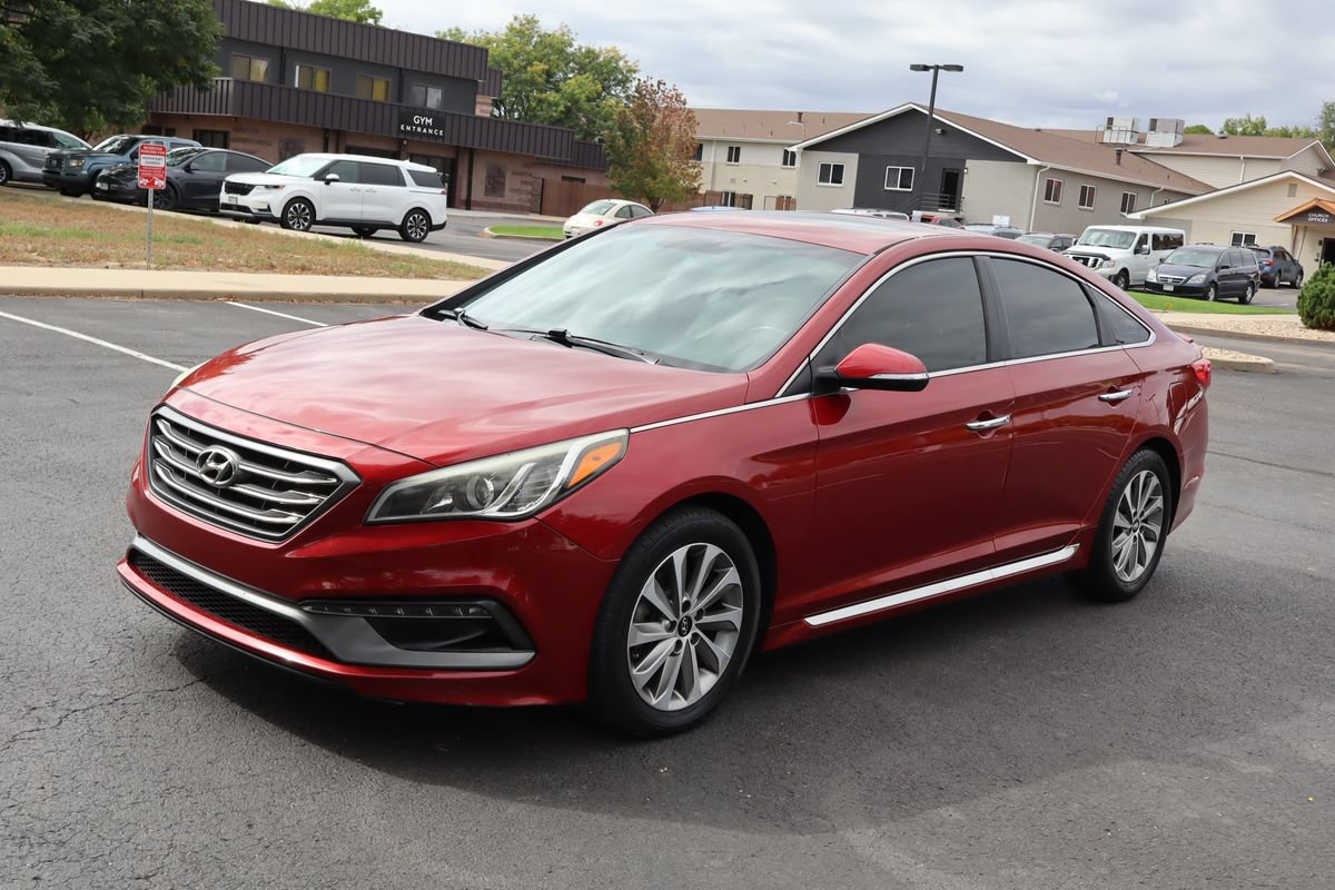 Used 2016 Hyundai Sonata Sport w/ Option Group 1V FWD image 11