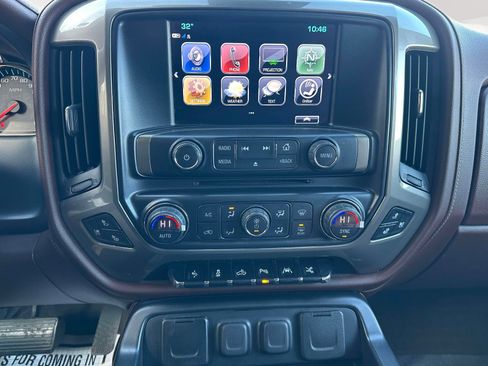 Used 2018 Chevrolet Silverado 1500 High Country image 8