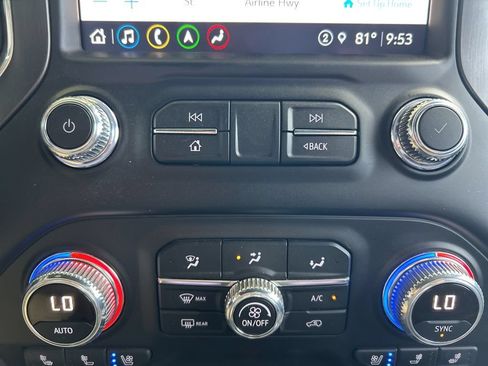 Used 2021 GMC Sierra 1500 AT4 w/ AT4 Preferred Package AWD/4WD image 16