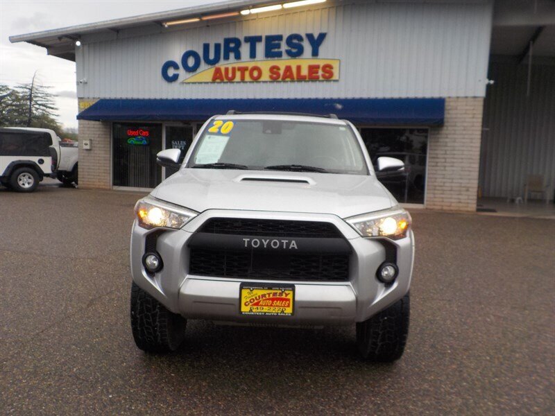 Used 2020 Toyota 4Runner TRD Off-Road Premium w/ Moonroof Package AWD/4WD image 16