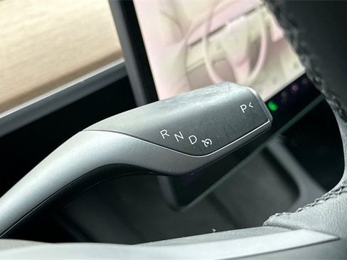 Used 2021 Tesla Model 3 Standard Range Plus image 24