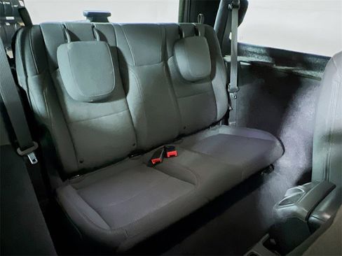 Used 2022 Jeep Wrangler Willys image 24