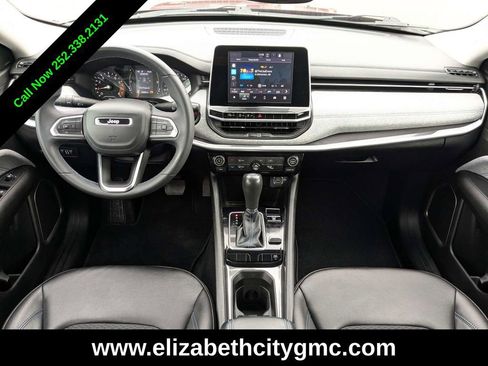 Used 2022 Jeep Compass Latitude image 16