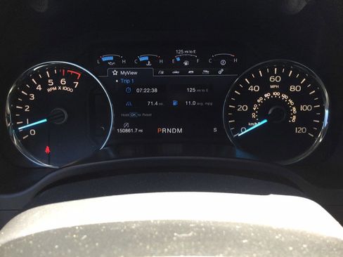 Used 2018 Ford F150 Lariat w/ Equipment Group 502A Luxury AWD/4WD image 25