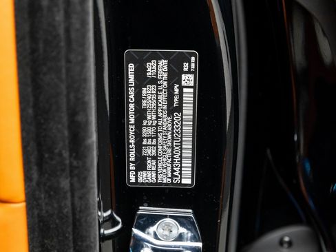 New 2026 Rolls-Royce Cullinan Black Badge image 17