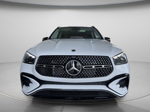 Certified 2026 Mercedes-Benz GLE 450 GLE 450 image 5