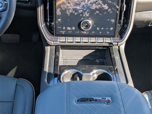 New 2026 GMC Yukon AT4 w/ AT4 Premium Plus Package image 21