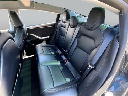 Used 2025 Tesla Model 3 Long Range AWD/4WD image 19