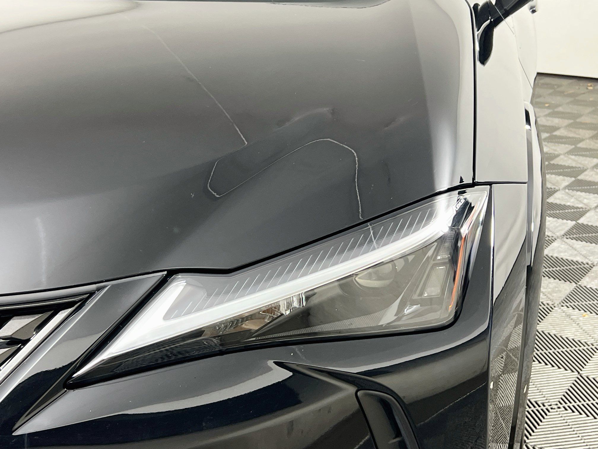 Used 2023 Lexus UX 250h FWD w/ Accessory Package (Z1) image 11