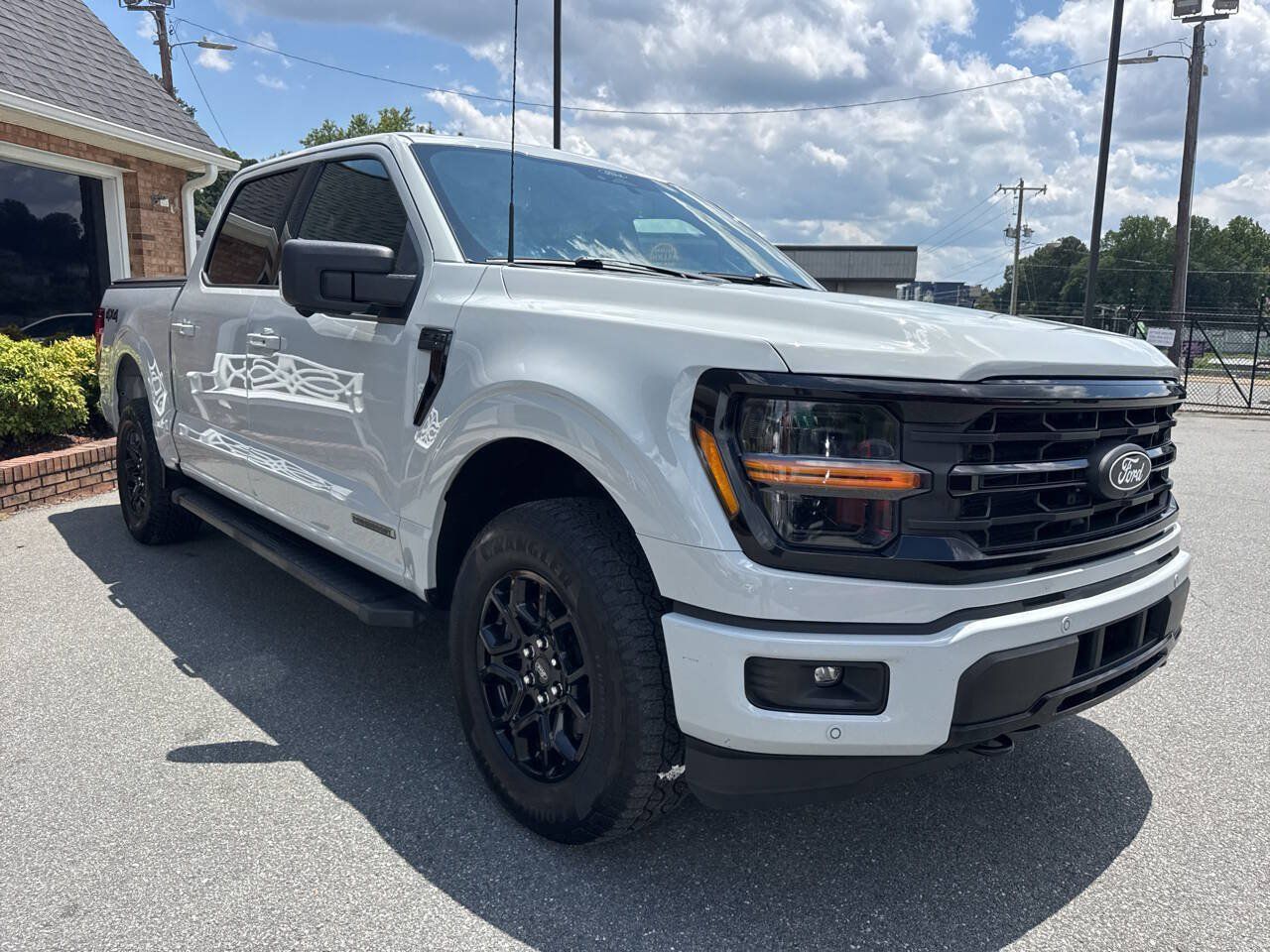 Used 2024 Ford F150 XLT w/ Equipment Group 302A MID AWD/4WD image 7