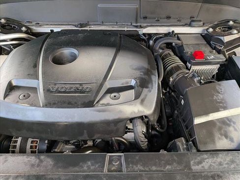 Used 2017 Volvo XC90 T6 Momentum w/ Vision Package AWD/4WD image 22