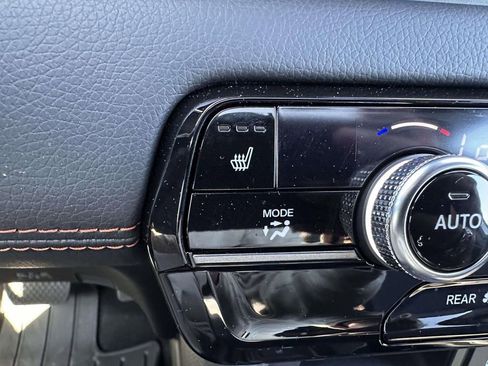 Certified 2025 Honda Pilot TrailSport image 27