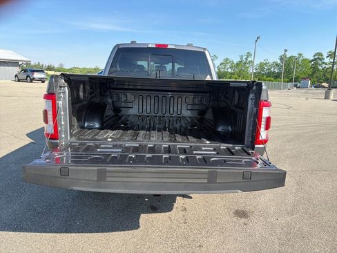 Used 2022 Ford F150 Lariat w/ Trailer Tow Package AWD/4WD image 7