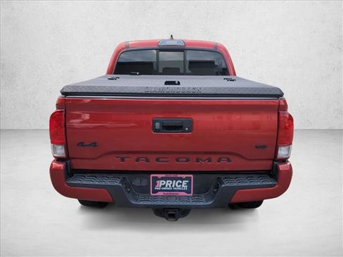 Used 2016 Toyota Tacoma TRD Sport w/ Towing Package AWD/4WD image 6