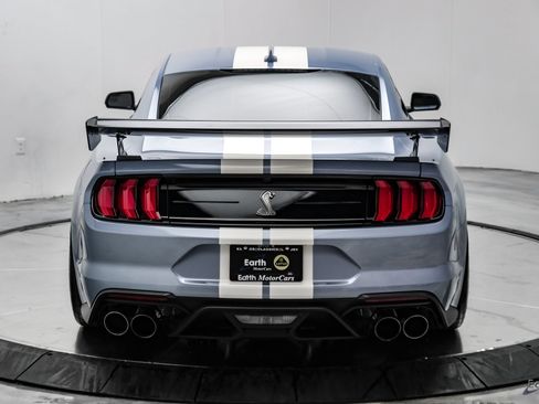 Used 2022 Ford Mustang Shelby GT500 w/ Carbon Fiber Track Pack RWD image 16