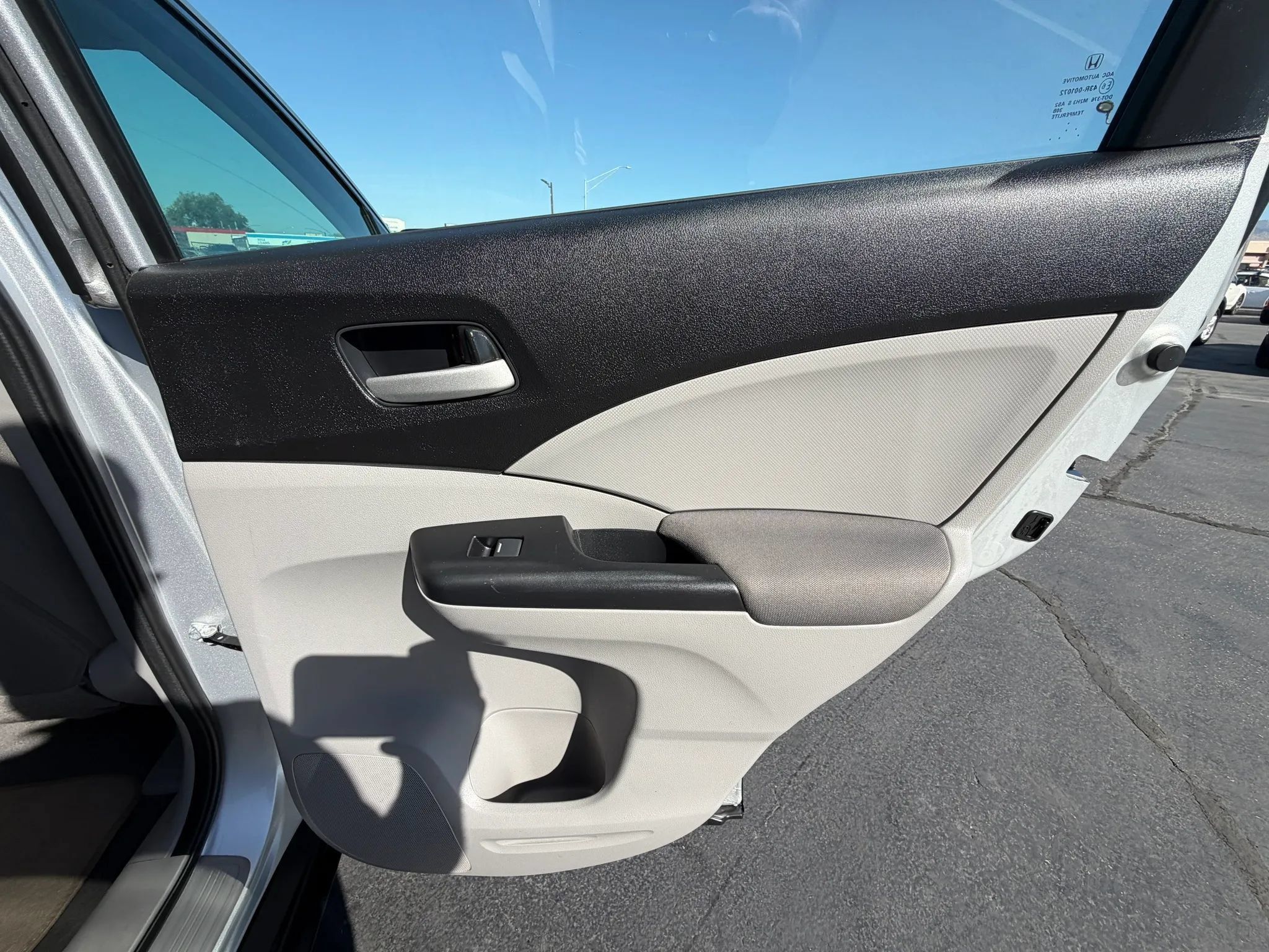 Used 2012 Honda CR-V LX image 17