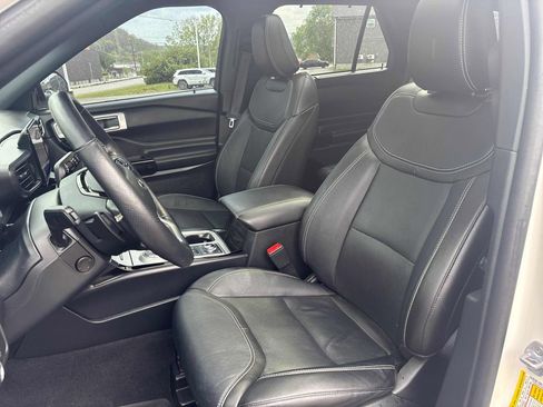 Used 2022 Ford Explorer ST w/ Equipment Group 401A AWD/4WD image 13