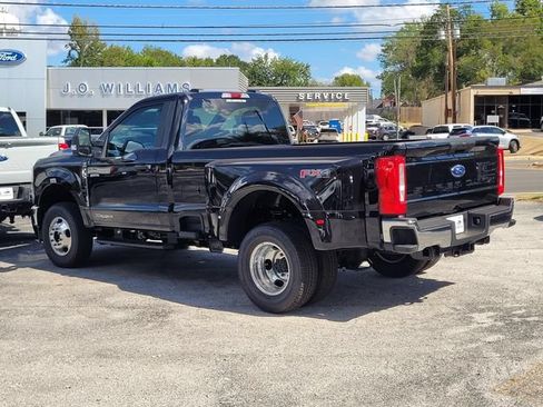 New 2026 Ford F350 XLT w/ FX4 Off-Road Package AWD/4WD image 3