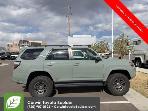 Used 2022 Toyota 4Runner TRD Off-Road Premium w/ Moonroof Package image 8