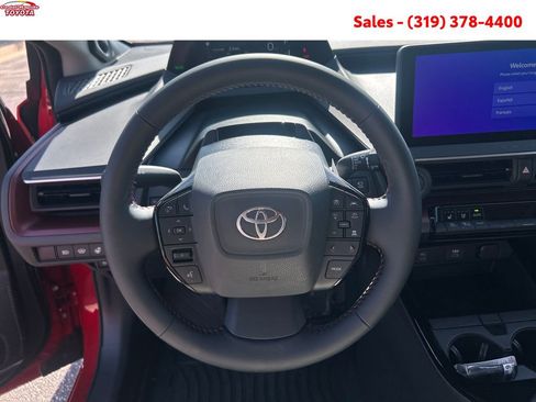 New 2026 Toyota Prius Plug-In Hybrid FWD image 12
