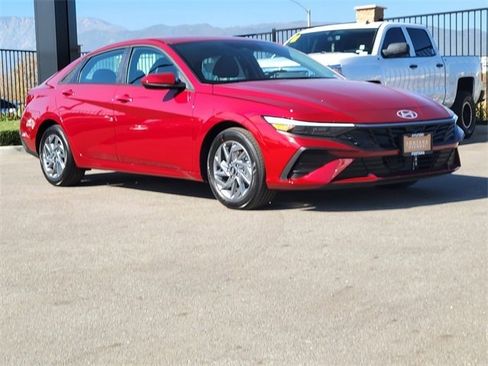 New 2026 Hyundai Elantra Blue image 25