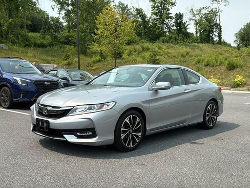 Used 2017 Honda Accord EX-L image 3
