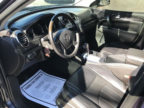 Used 2017 Buick Enclave Leather image 11