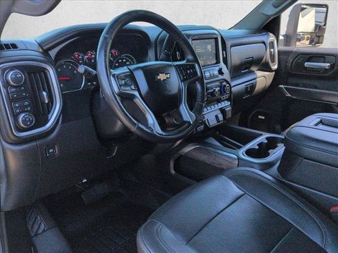 Used 2021 Chevrolet Silverado 2500 LTZ w/ LTZ Convenience Package AWD/4WD image 13