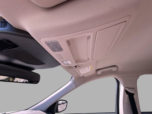 Used 2022 Ford Escape SE w/ Convenience Package FWD image 19