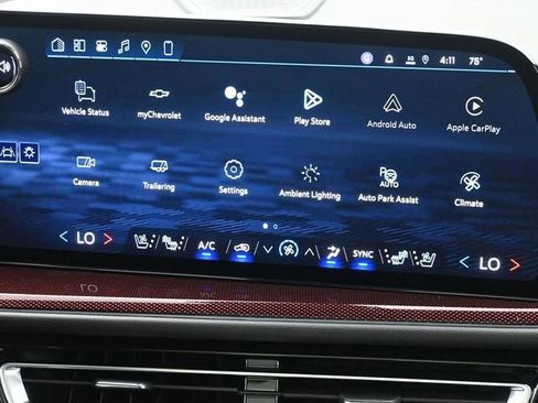 New 2026 Chevrolet Traverse RS w/ LPO, Floor Liner Package FWD image 24