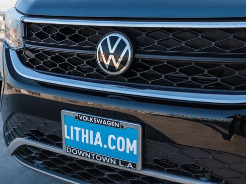 Used 2022 Volkswagen Taos S w/ IQ Drive S Package FWD image 5