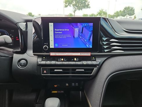 Used 2026 Toyota Camry LE w/ Convenience Package FWD image 15