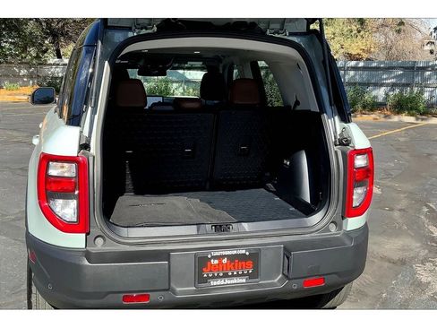 Used 2024 Ford Bronco Sport Outer Banks w/ Tech Package image 11