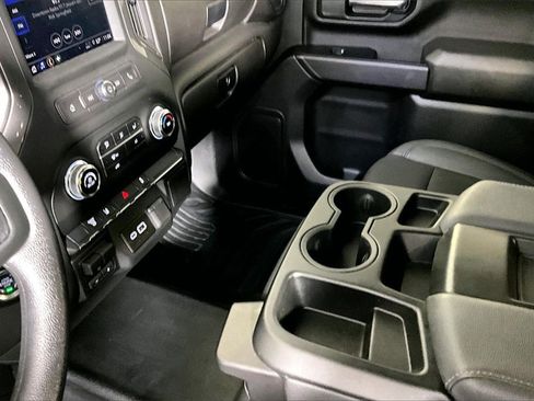 Used 2025 GMC Sierra 2500 Pro image 13