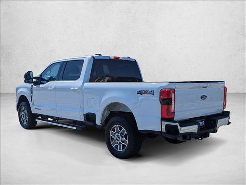 Used 2026 Ford F250 Lariat AWD/4WD image 7