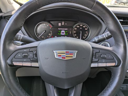 Certified 2023 Cadillac XT4 Premium Luxury w/ LPO, Onyx Lite Package image 23