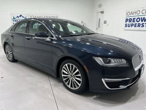 Used 2020 Lincoln MKZ Standard image 2